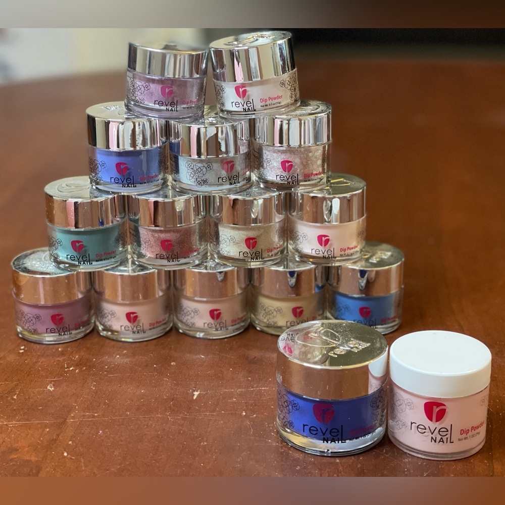 UNUSED REVEL NAIL DIP POWDER